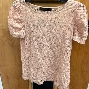 ☀️3/$10☀️ The Limited Blush Lace Blouse